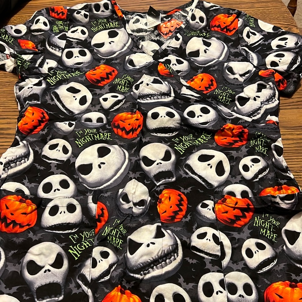 Scrub top